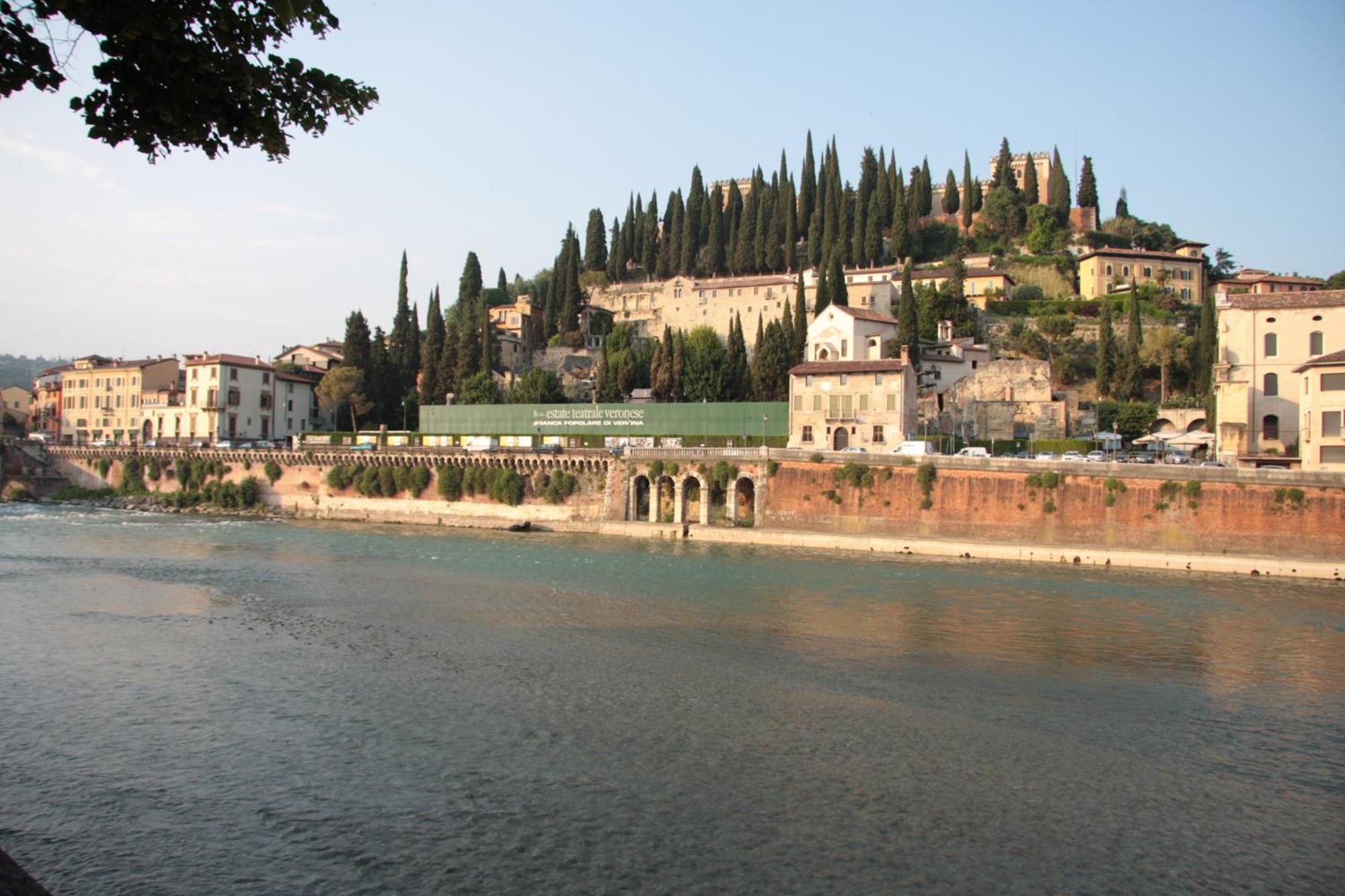 Lo Scalino Apartamento Verona Exterior foto